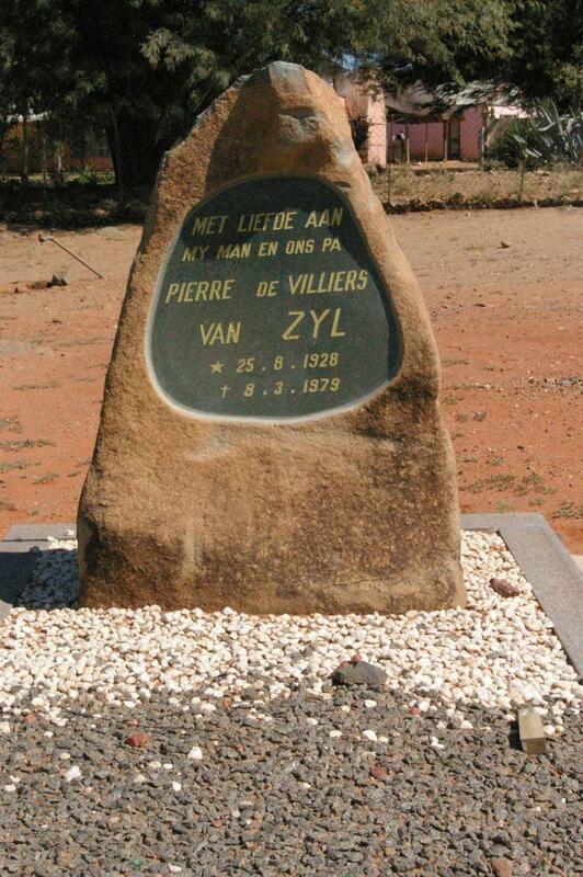 ZYL Pierre de Villiers, van 1926-1979