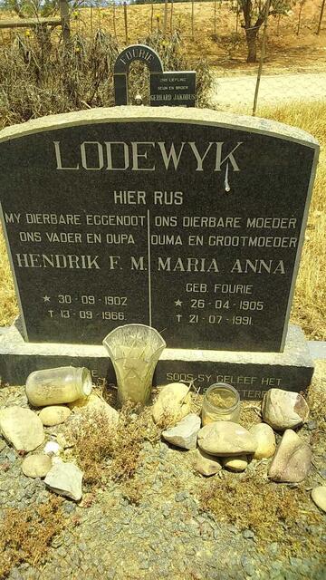 LODEWYK Hendrik F.M. 1902-1966 & Maria Anna FOURIE 1905-1991