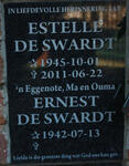 SWARDT Ernest, de 1942- & Estelle 1945-2011