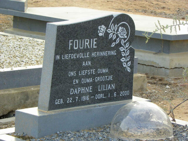 FOURIE Daphne Lilian 1916-2000