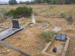 Western Cape, OUDTSHOORN district, De Hoop, De Dam_2, farm cemetery