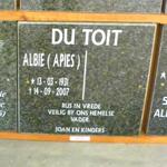 TOIT Albie, du 1931-2007