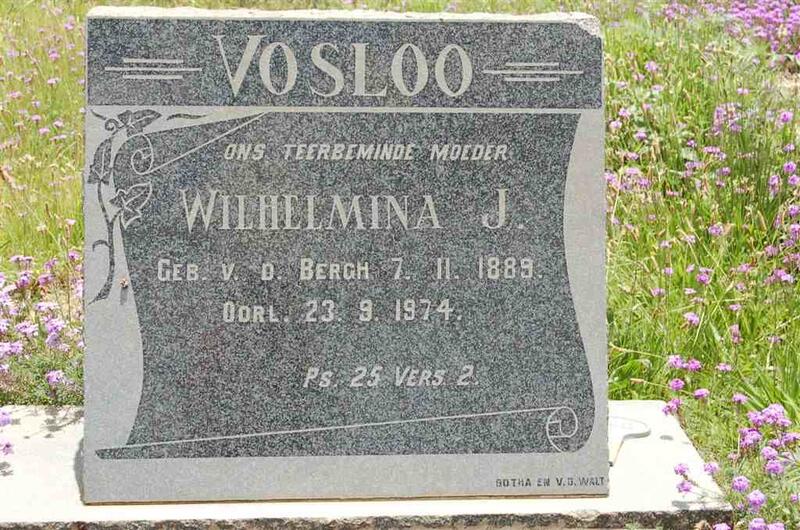 VOSLOO Wilhelmina J. nee V.D. BERGH 1889-1974