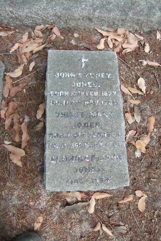 JONES John Sydney 1877-1960 & Violet Mary 1880-1967 :: JONES Eldridge John 1903-1994