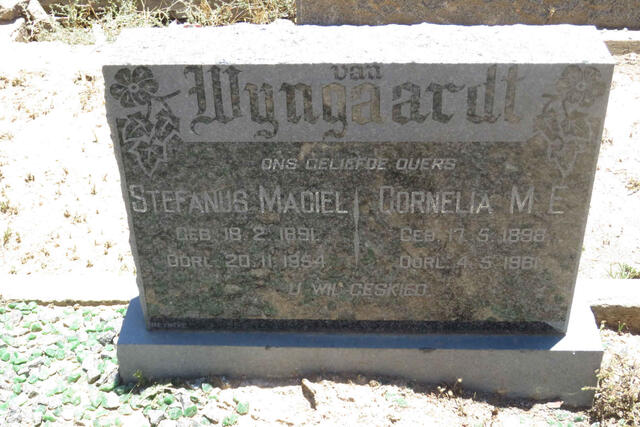 WYNGAARDT Stefanus Magiel, van 1891-1954 & Cornelia M.E. 1898-1961