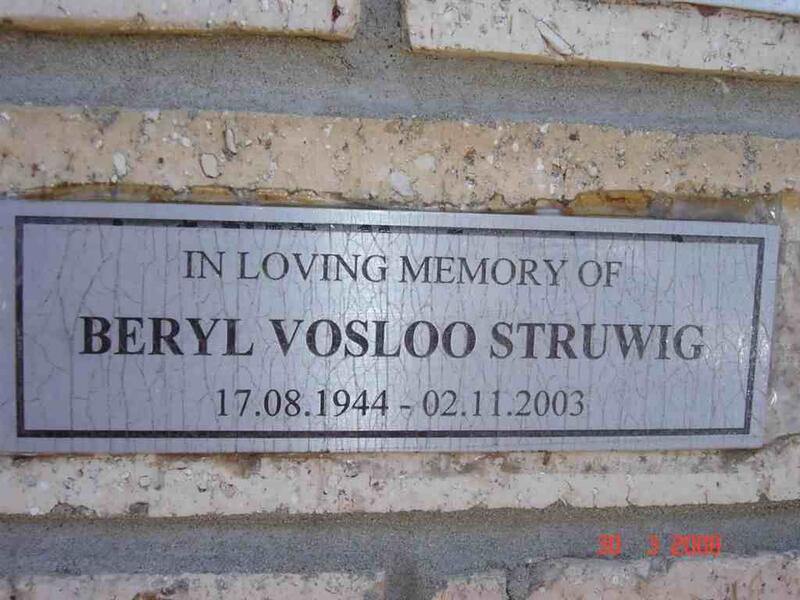 STRUWIG Beryl Vosloo 1944-2003