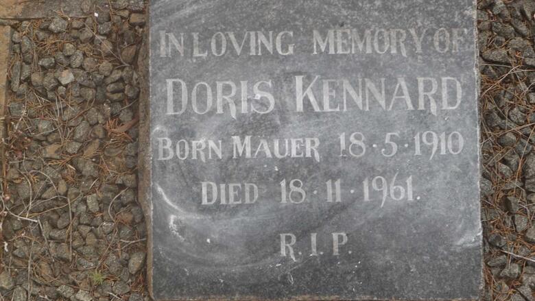 KENNARD Doris nee MAUER 1910-1961