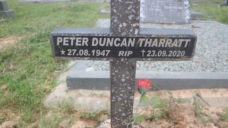 THARRATT Peter Duncan 1947-2020