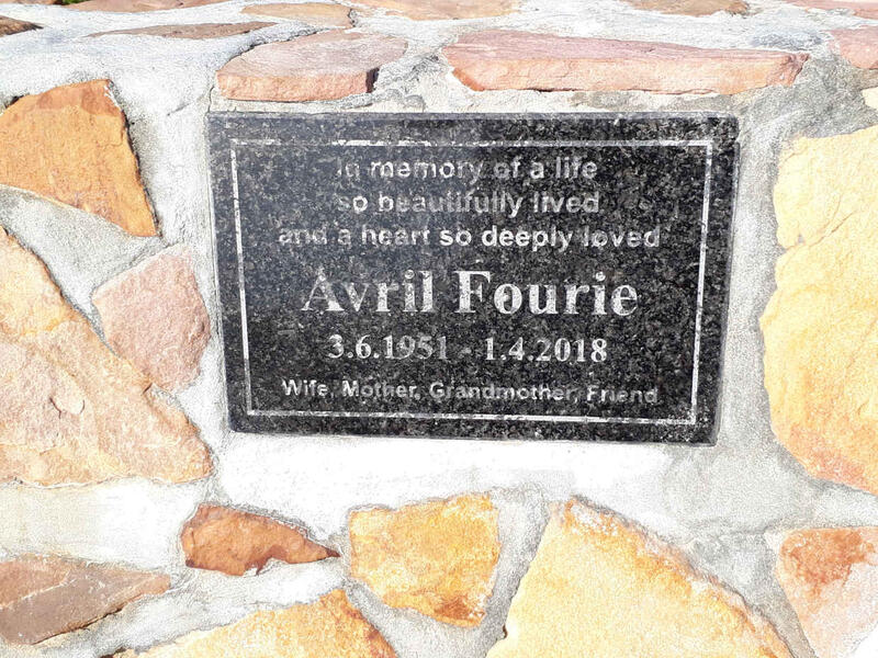 FOURIE Avril 1951-2018