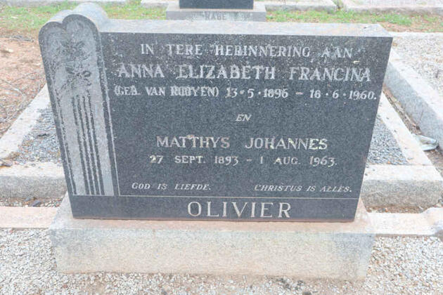 OLIVIER Matthys Johannes 1893-1963 & Anna Elizabeth Francina VAN ROOYEN 1896-1960 