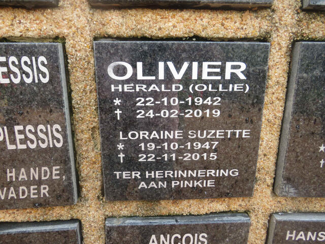 OLIVIER Herald 1942-2019 & Loraine Suzette 1947-2015