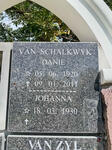 SCHALKWYK Danie, van 1920-2011 & Johanna 1930-