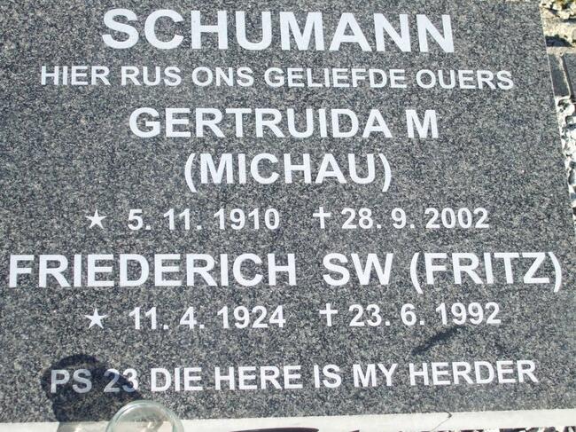 SCHUMANN Friederich S.W. 1924-1992 & Gertruida M. MICHAU 1910-2002