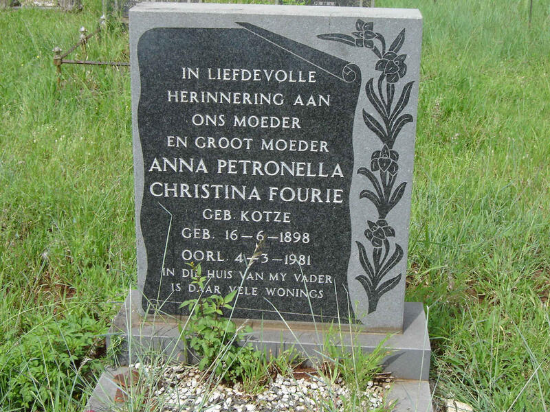 FOURIE Anna Petronella Christina nee KOTZE 1898-1981