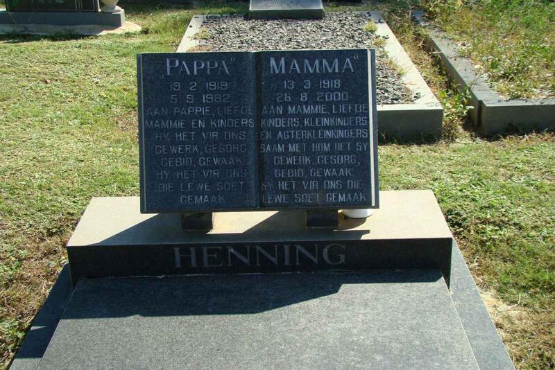HENNING Pappa 1919-1982 & Mamma 1918-2000