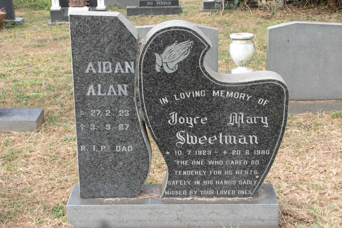 SWEETMAN Aidan Alan 1923-1987 & Joyce Mary 1923-1980