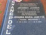 SWANEPOEL Johannes Jacobus 1921-2002 & Johanna Maria Janetta NIEUWOUDT 1924-2005