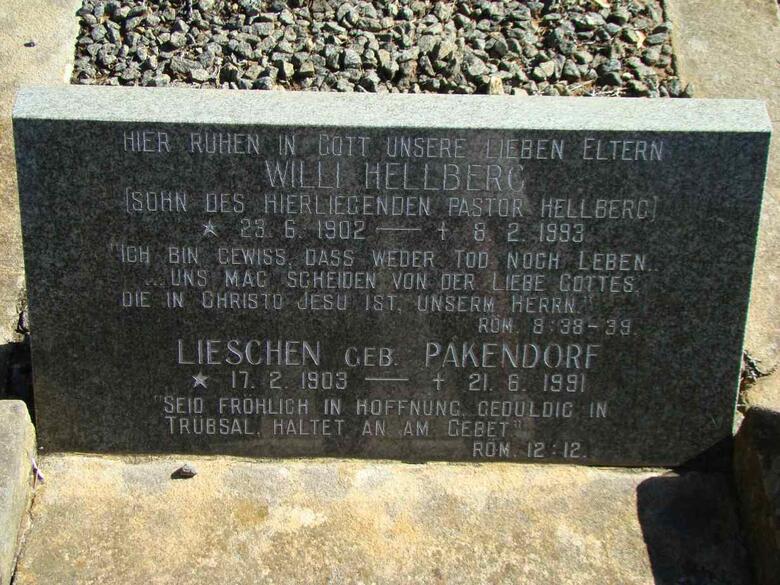 HELLBERG Willi 1902-1993 & Lieschen PAKENDORF 1903-1991