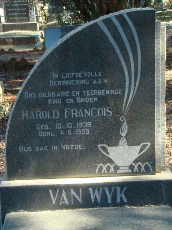 WYK Harold Francois, van 1939-1959