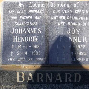 BARNARD Johannes Hendrik 1919-1985 &amp; Joy Fenner MOORCROFT 1925-1995