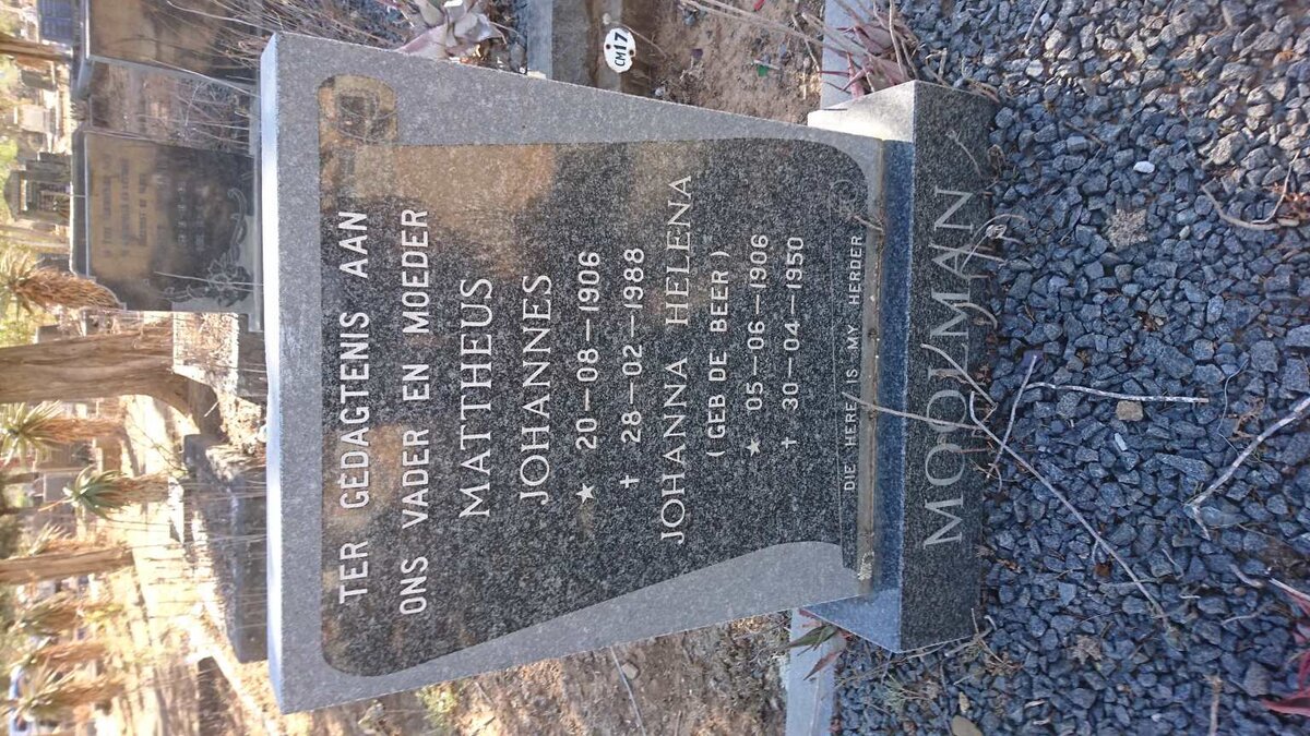 MOOLMAN Mattheus Johannes 1906-1988 &amp; Johanna Helena DE BEER 1906-1950