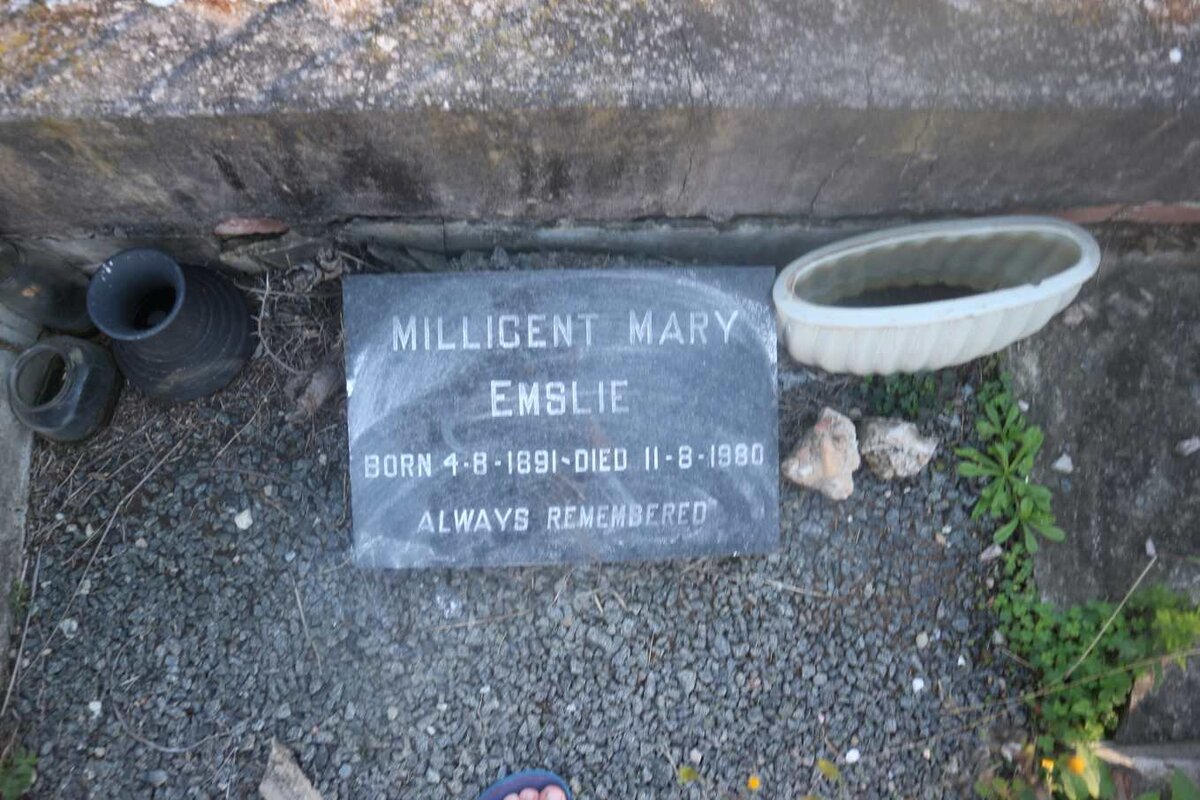 EMSLIE Millicent Mary 1891-1980