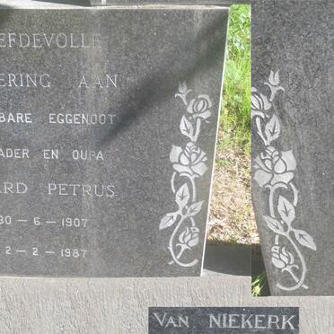 NIEKERK Helgard Petrus, van 1907-1987 &amp; Cornelia Susanna KRUGER 1915-1954