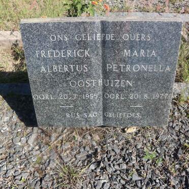 OOSTHUIZEN Frederick Albertus -1955 &amp; Maria Petronella -1977