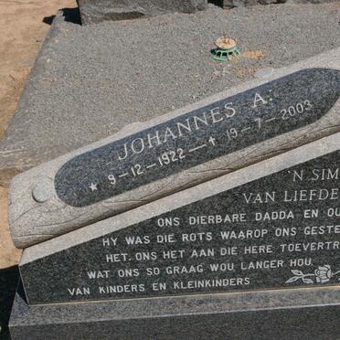 BRADLEY Johannes A. 1922-2003 &amp; Josephine 1923-1989 :: BRADLEY John Peter 1958-2003