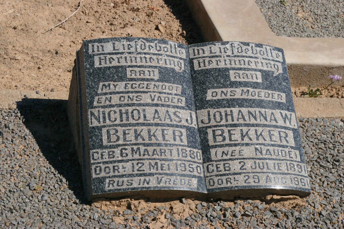 BEKKER Nicholaas J. 1880-1950 &amp; Johanna W. NAUDE 1891-1961