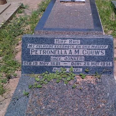 GOUWS Petronella A.M. nee JONKER 1881-1951