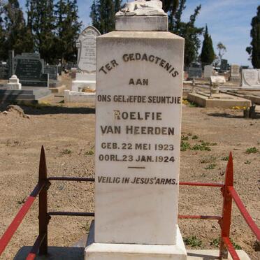 HEERDEN Roelfie, van 1923-1924