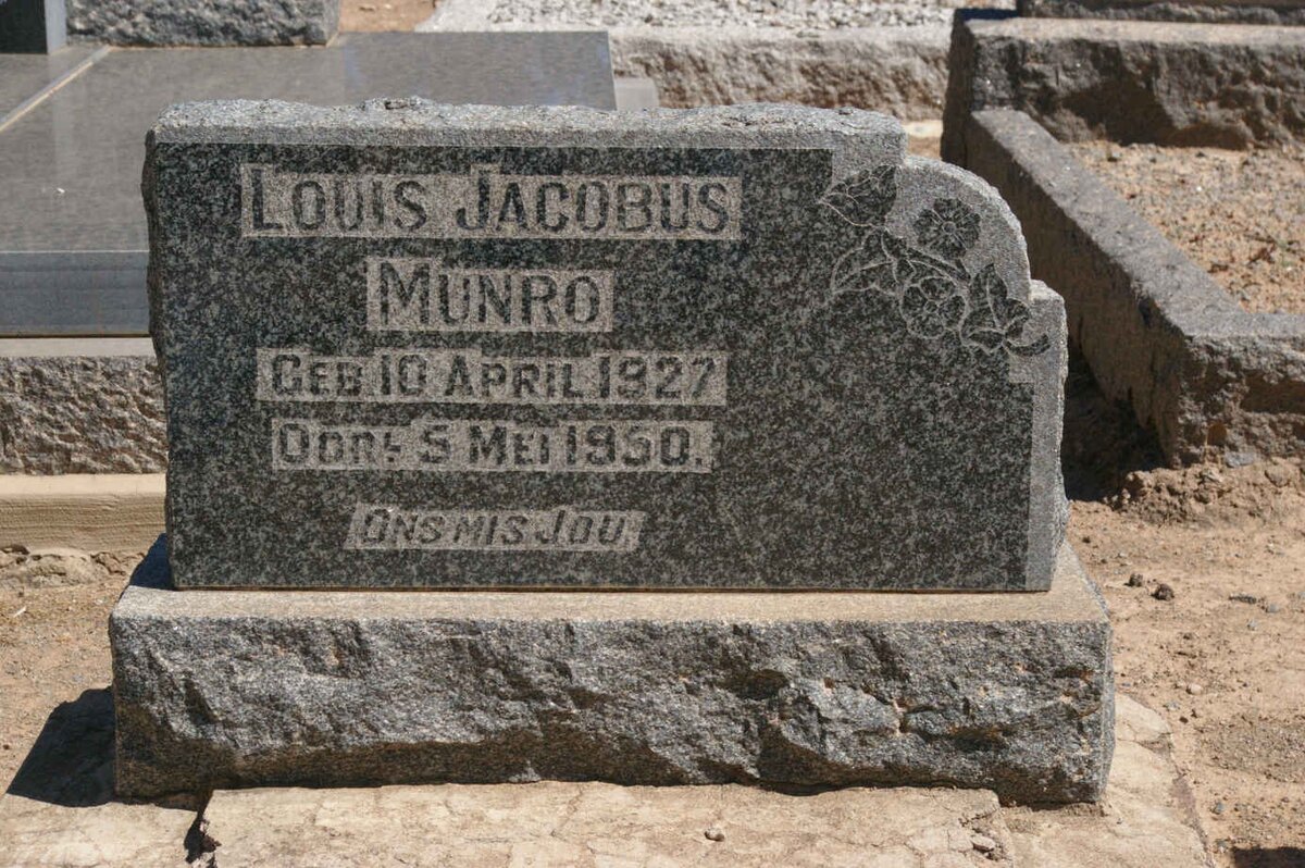 MUNRO Louis Jacobus 1927-1950