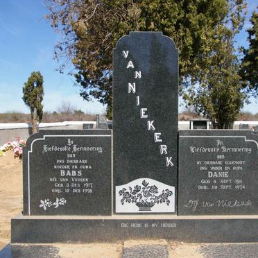 NIEKERK D.J., van 1911-1974 &amp; Babs VAN VUUREN 1917-1998