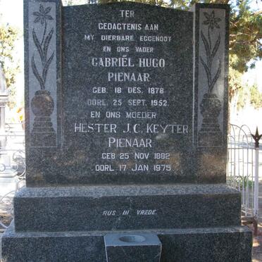 PIENAAR Gabriel Hugo 1878-1952 &amp; Hester J.C. KEYTER 1882-1975