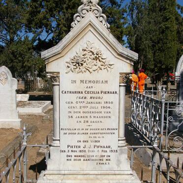 PIENAAR Pieter J.J. 1850-1935 &amp; Catharina Cecilia HUGO 1850-1906