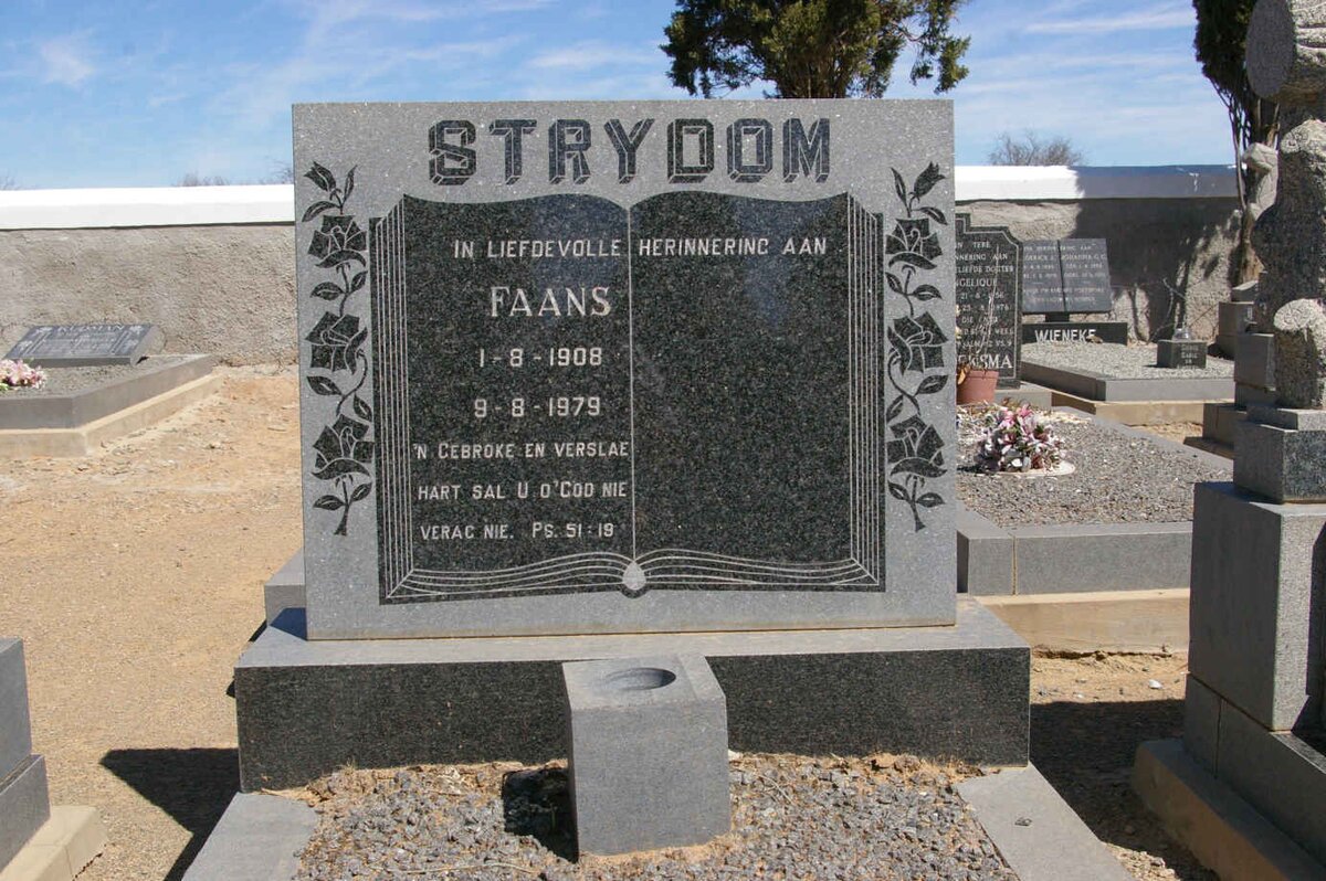 STRYDOM Faans 1908-1979