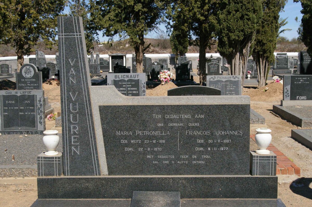 VUUREN Francois Johannes, van 1887-1977 &amp; Maria Petronella WEITZ 1891-1970