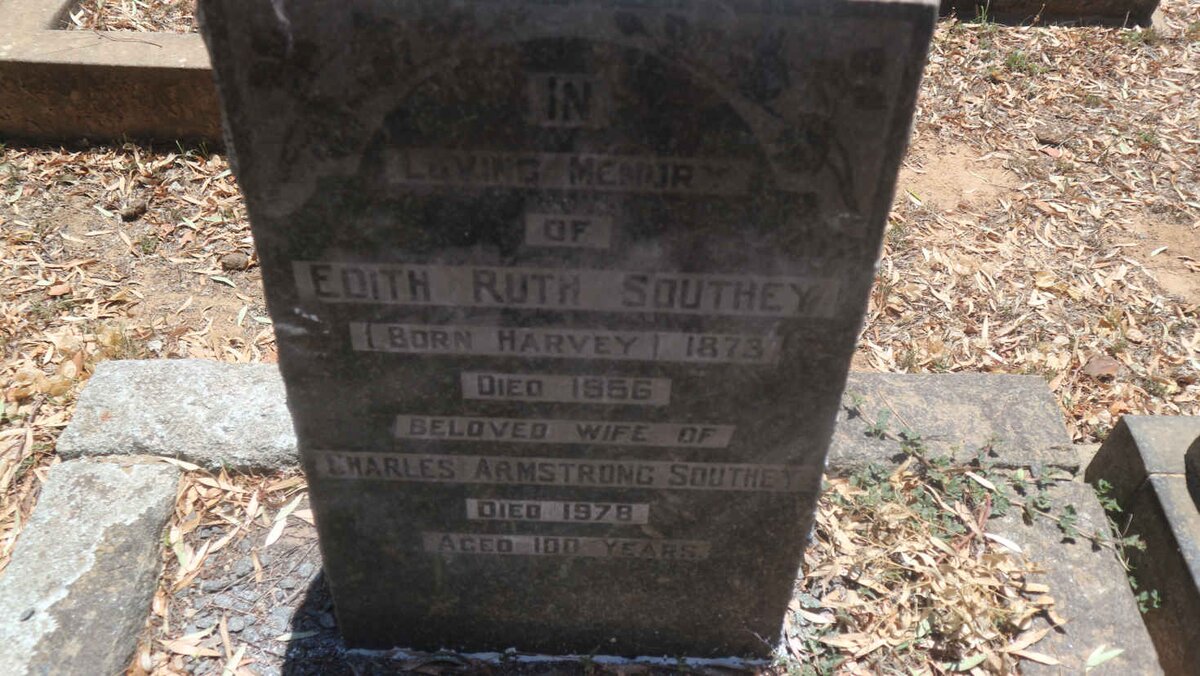 SOUTHEY Charles Armstrong -1978 &amp; Edith Ruth HARVEY 1873-1956