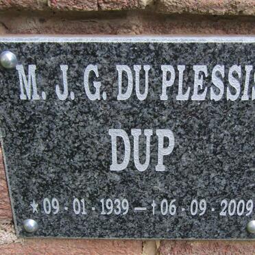 PLESSIS M.J.G., du 1939-2009