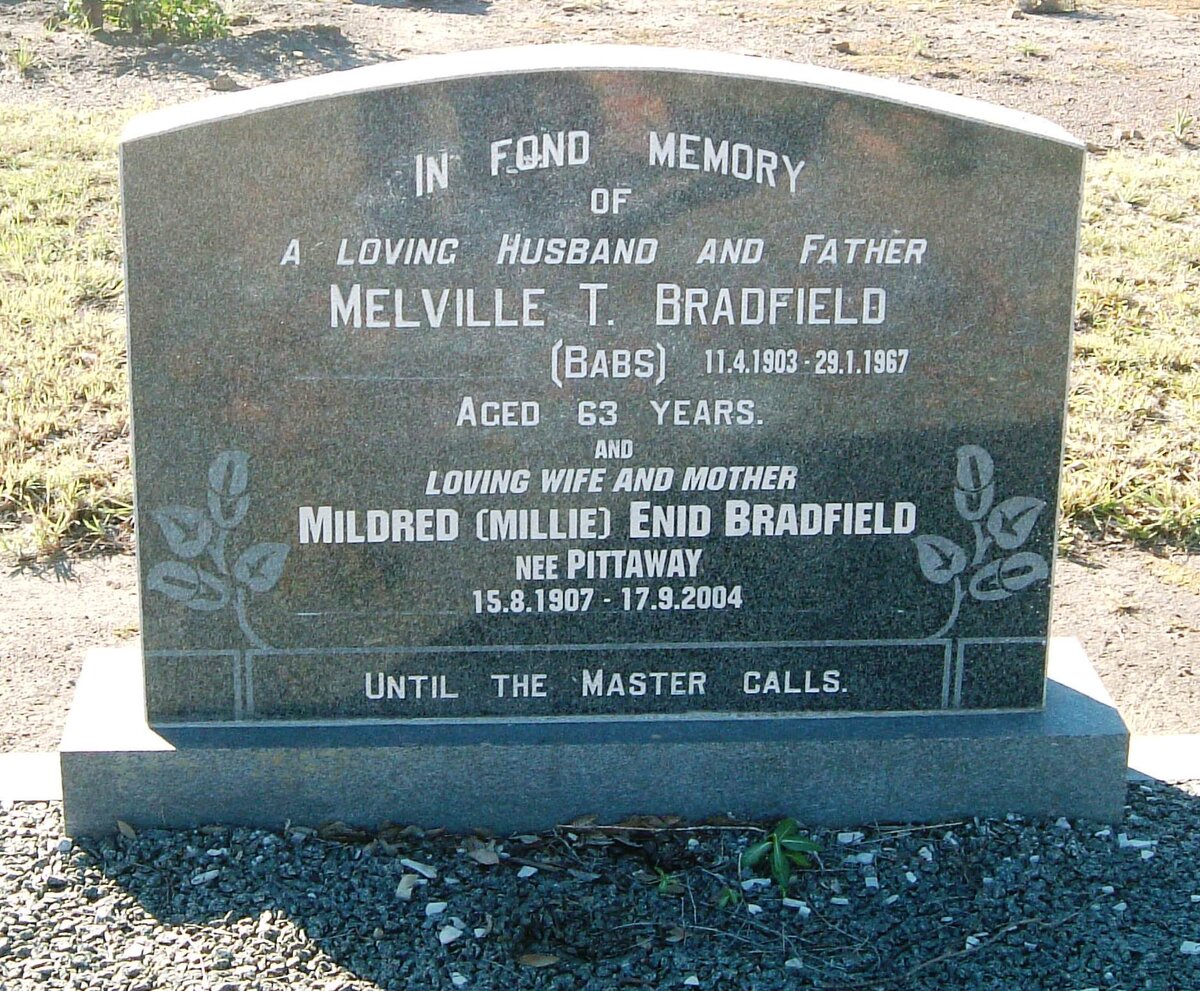 BRADFIELD Melville T. 1903-1967 &amp; Mildred Enid 1907-2004