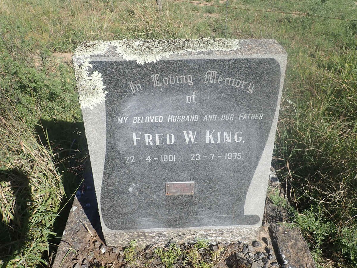 KING Fred W. 1901-1975 &amp; Doreen DINWOODIE 1906-1982