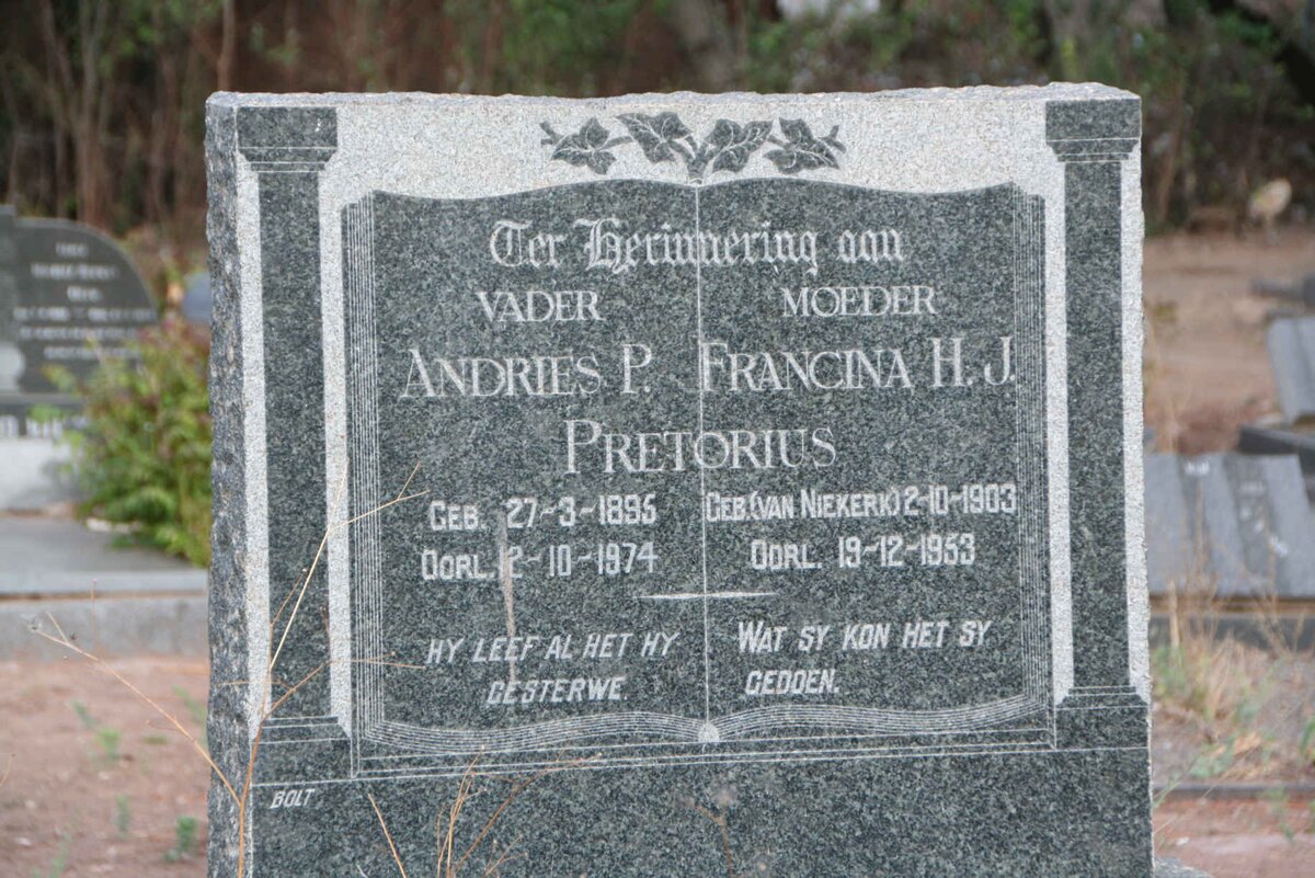 PRETORIUS Andries P. 1895-1974 & Francina H.J. VAN NIEKERK 1903-1953