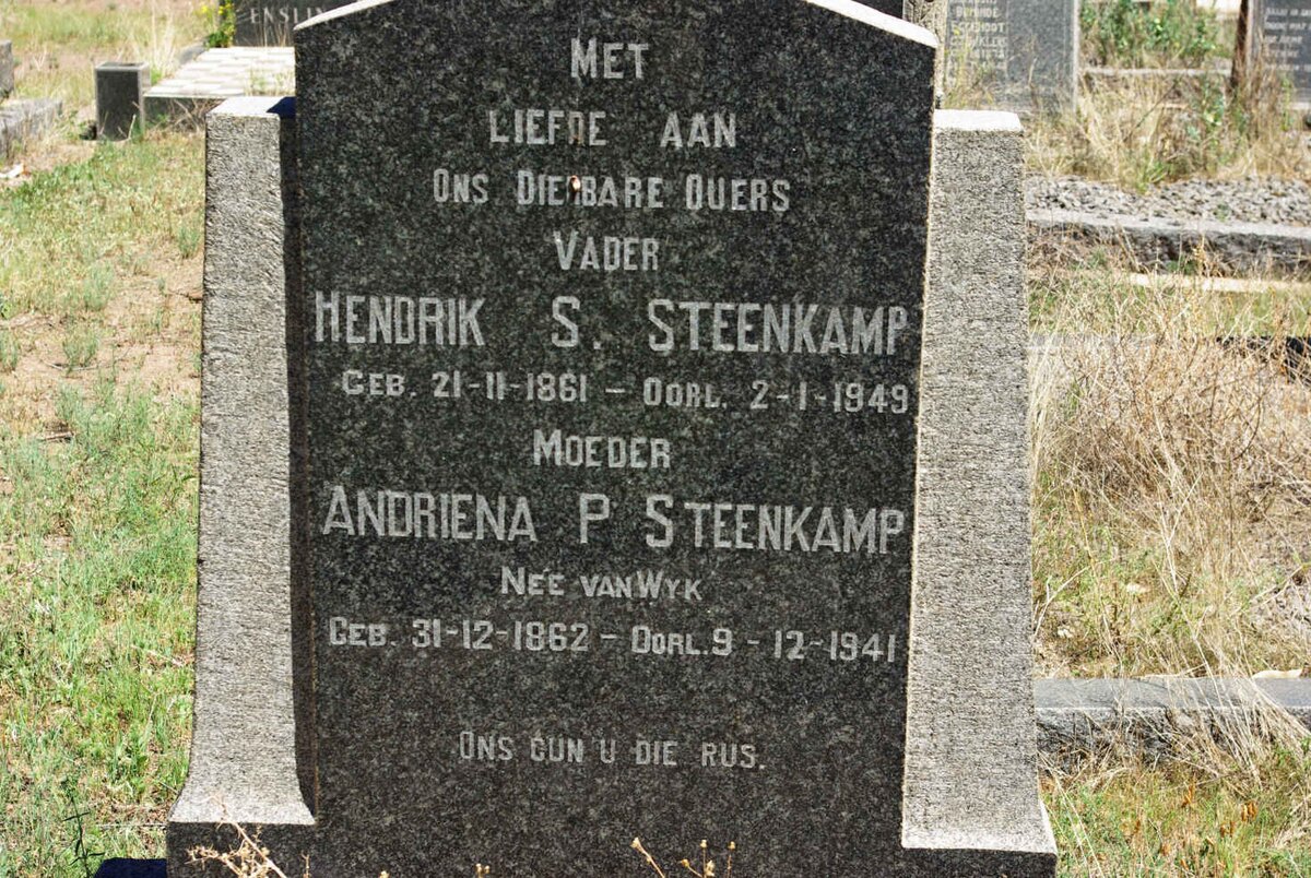 STEENKAMP Hendrik S. 1861-1949 &amp; Andriena P. VAN WYK 1862-1941