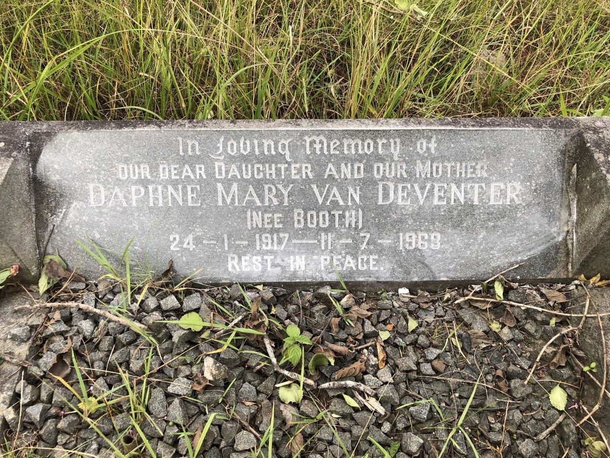 DEVENTER Daphne Mary, van nee BOOTH 1917-1963