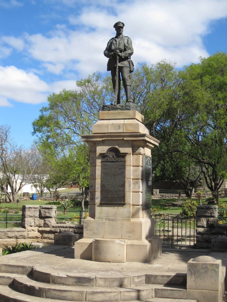 1. War Memorial - First and Second World Wars