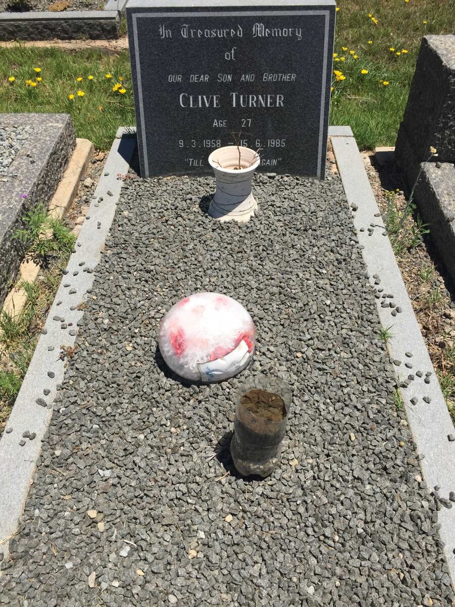 TURNER Clive 1958-1985