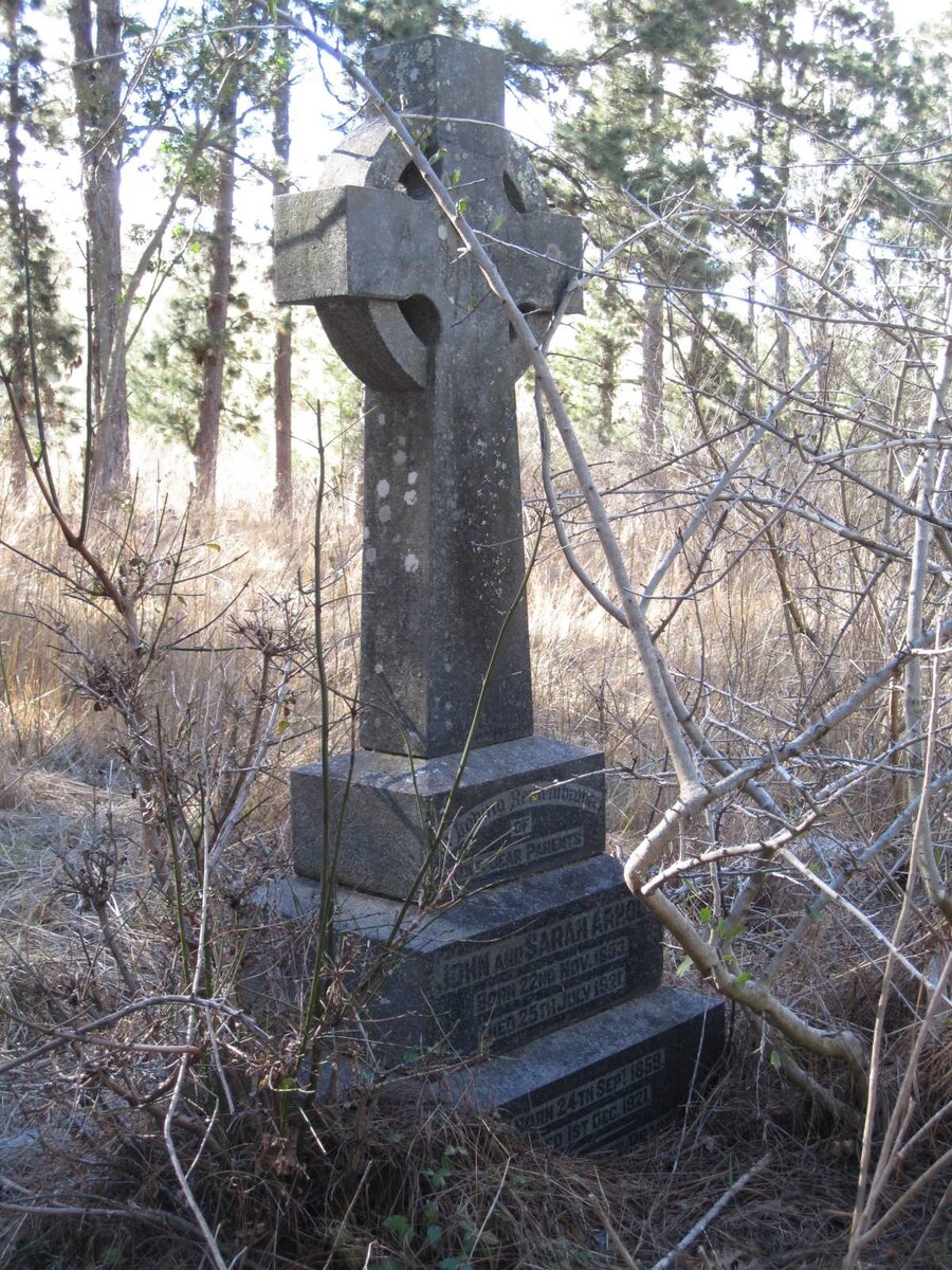 ARNOLD John 1853-1921 &amp; Sarah 1859-1921