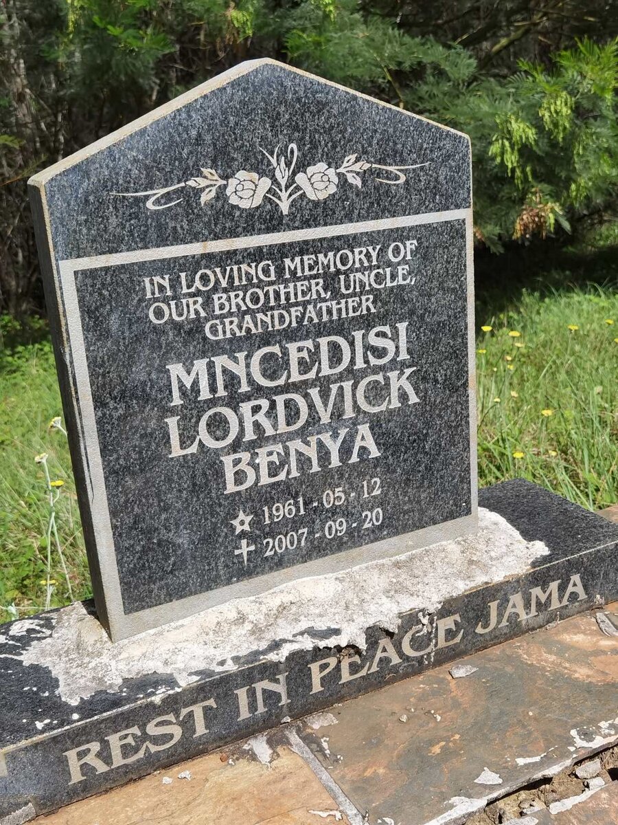 BENYA Mncedisi Lordvick 1961-2007