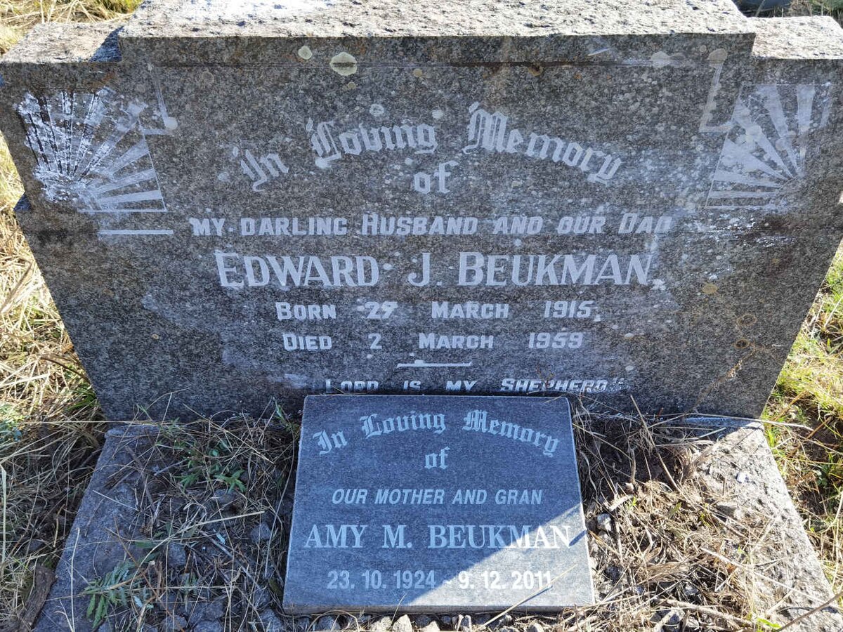 BEUKMAN Edward J. 1915-1959 &amp; Amy M. 1924-2011